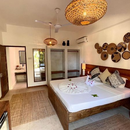 בווג'ו Mala Boutique Hotel מראה חיצוני תמונה