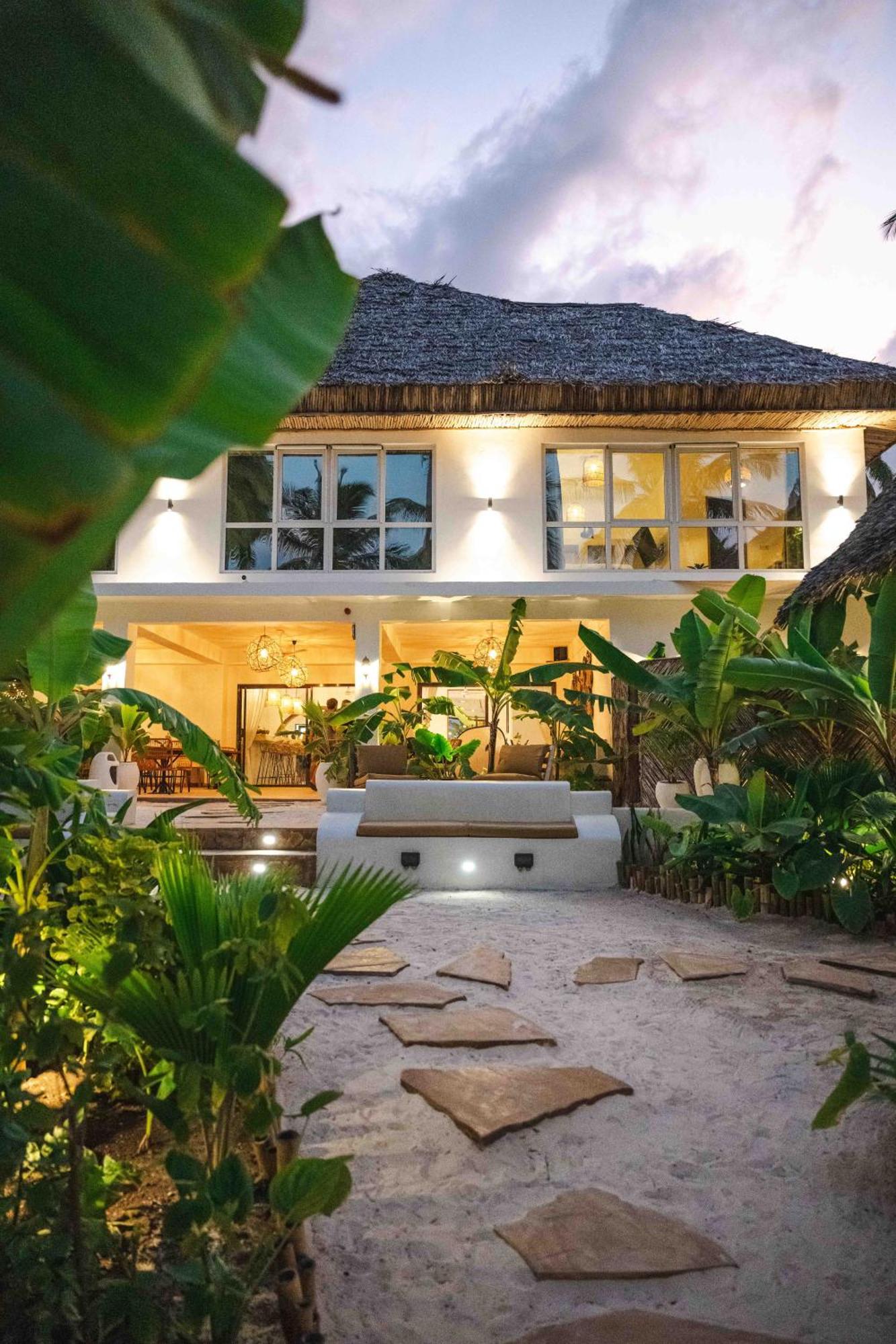 בווג'ו Mala Boutique Hotel מראה חיצוני תמונה