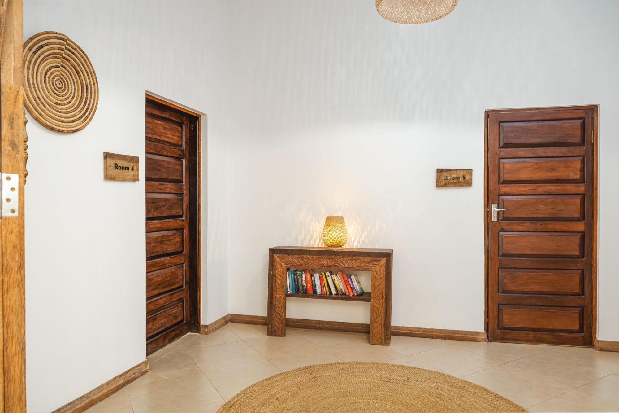 בווג'ו Mala Boutique Hotel מראה חיצוני תמונה