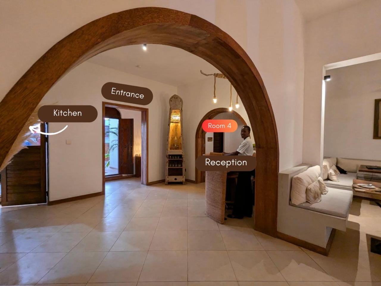 בווג'ו Mala Boutique Hotel מראה חיצוני תמונה